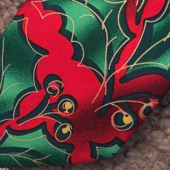 Christmas Tie - Picture 2 of 4